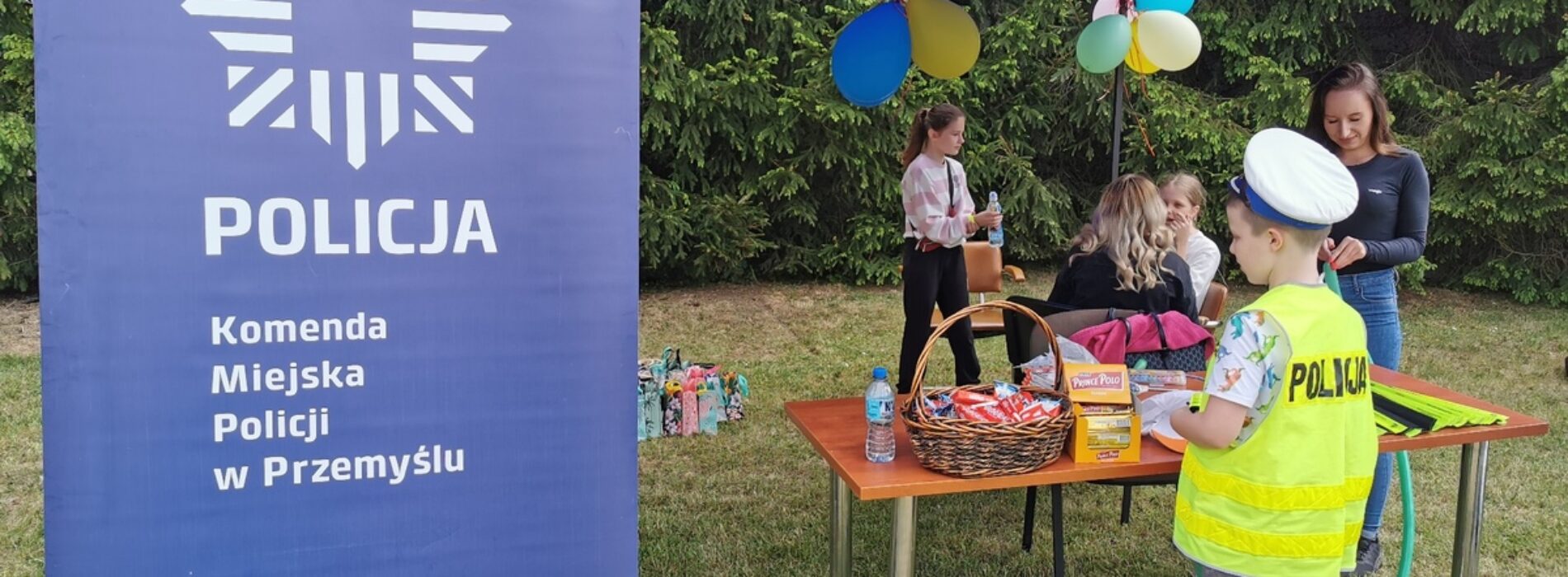 Piknik służb mundurowych z okazji Dnia Dziecka